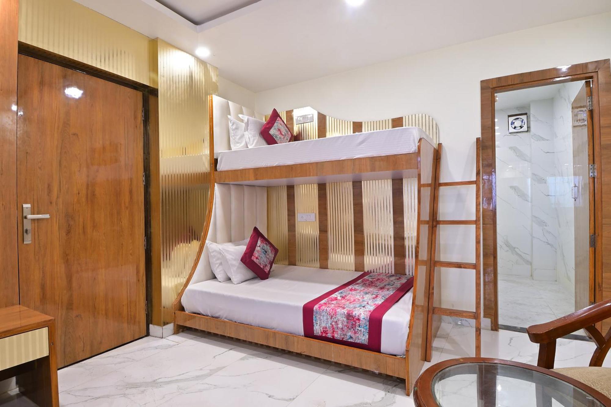 Hotel Glow Inn Paharganj-3 Mins Walk From New Delhi Railway Station Exterior photo